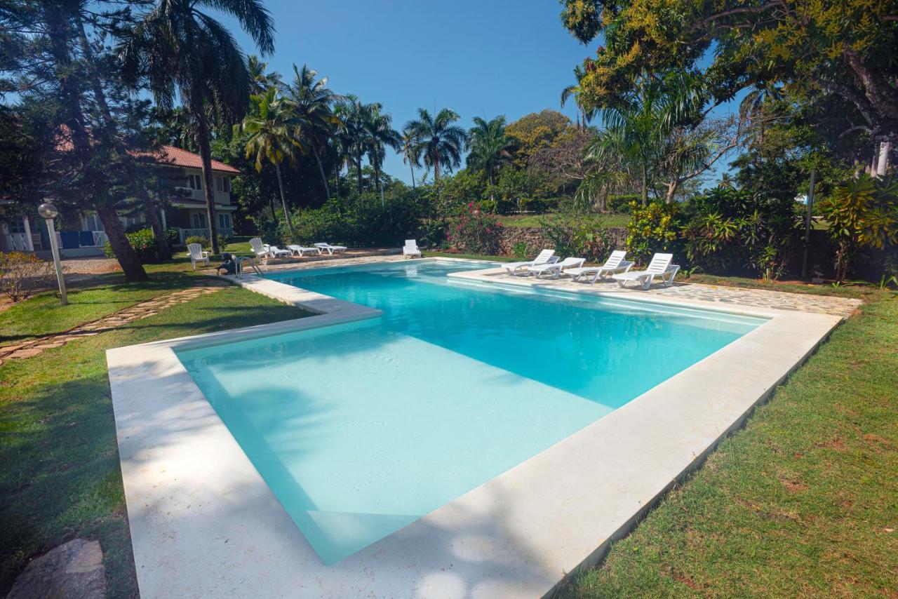 El Pelicano Apart-Hotel Las Galeras Exteriér fotografie